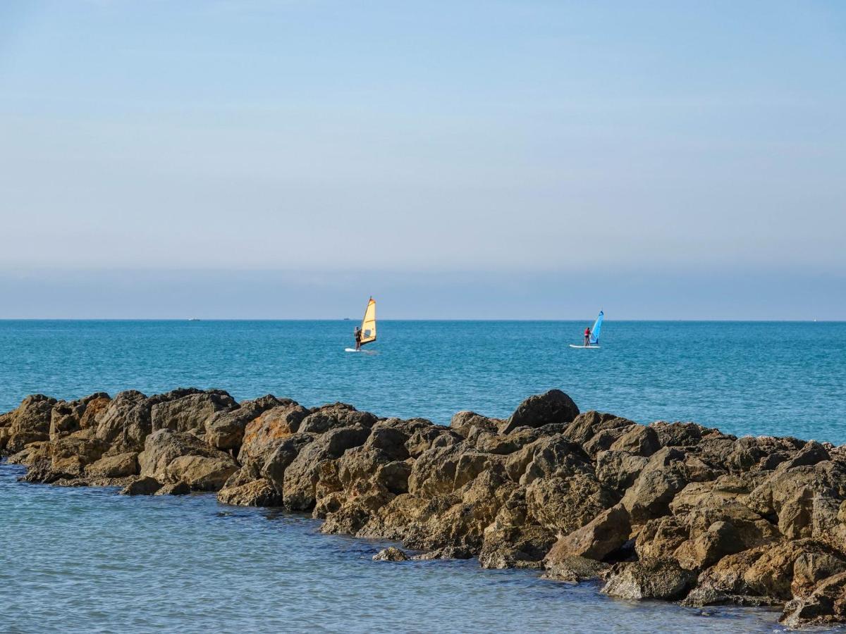 Camping Pleine Mer Vias Exterior foto