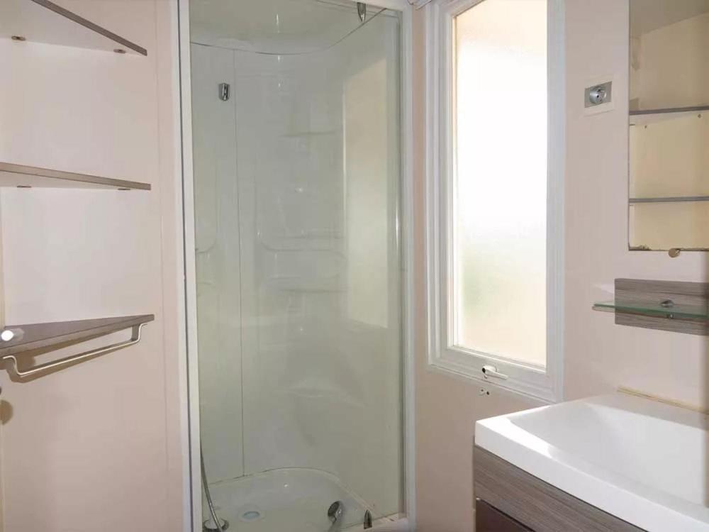Camping Pleine Mer Vias Quarto foto